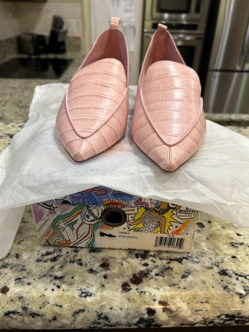 Jeffrey Campbell Vinny Pink Leather Pointed Toe Loafer Round Wood Heel Size 10M - Picture 12 of 12